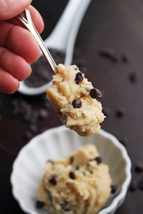 Vegan Cookie Dough for One - The Live-In Kitchen