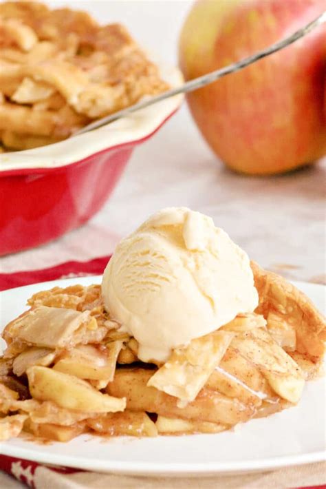 Country Apple Pie Recipe | The Cagle Diaries