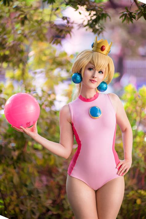 Peach from Mario & Sonic at the Rio 2016 Olympic Games - Daily Cosplay .com