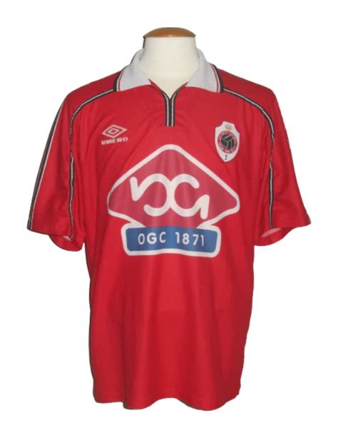 Royal Antwerp 1999-00 Home Kit