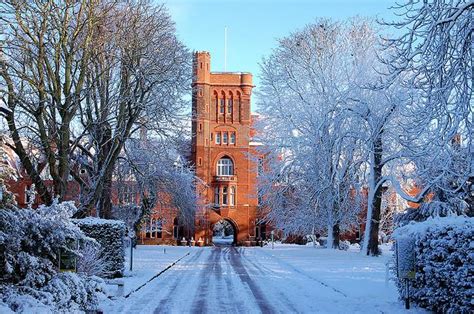 Girton College - Cambridge