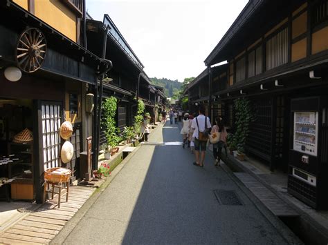 Sanmachi-suji (Old Town) district in Takayama | Japan travel, Alps, Takayama