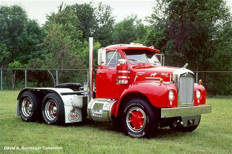 Nicely restored old Mack. | Mack trucks, Vintage trucks, Big rig trucks