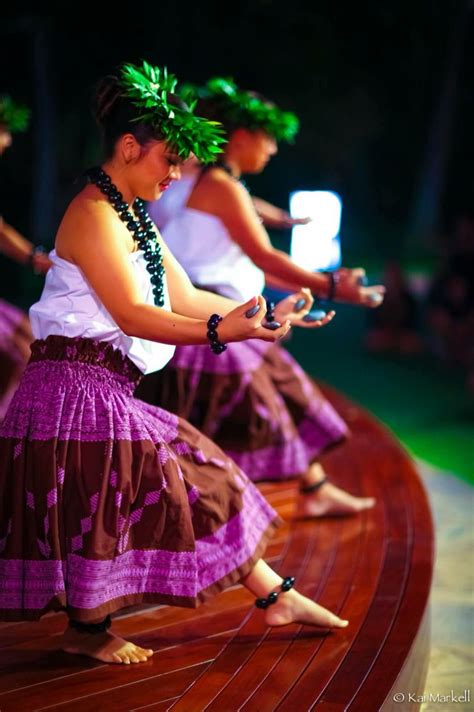 Hula kahiko (ancient) with 'ili 'ili (river rocks used like castanets ...