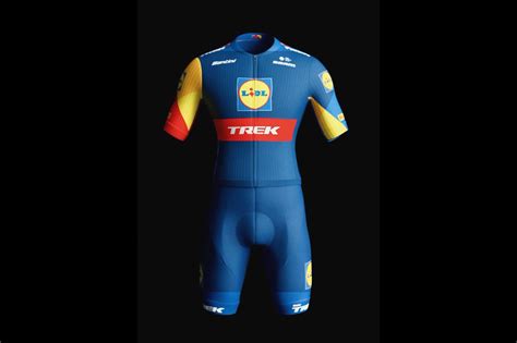 Nieuwe tenue Lidl-Trek 2023, de meningen verschillen - Racefietsblog.nl