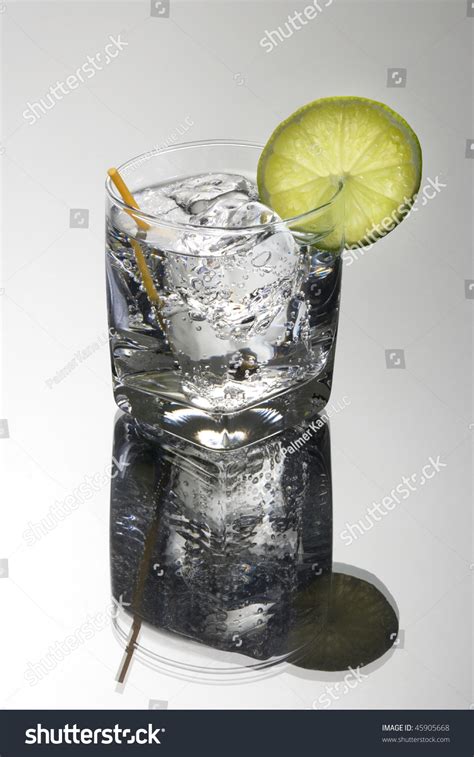 Club Soda Or Gin Or Vodka And Tonic Mixed Drink With Lime Slice Garnish ...