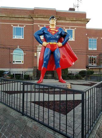 Superman Statue (Metropolis) - All You Need to Know BEFORE You Go ...