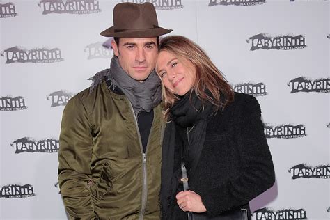 Jennifer Aniston and Justin Theroux Will Adopt a Baby (REPORT) - In ...