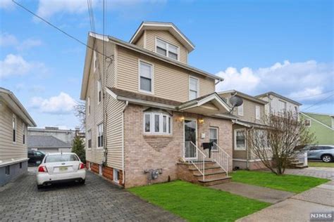 Carlstadt, NJ Real Estate & Homes for Sale | realtor.com®