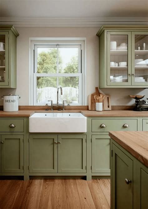 36 Inspiring Farmhouse Kitchen Colors Ideas (2020) | Green kitchen ...