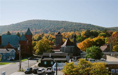 17 Coolest Things to Do in Corning, NY - There She Goes Again