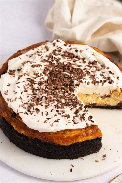 Baileys Cheesecake Recipe - Insanely Good