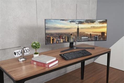 Samsung, Yeni 34 inç, 43 inç ve 49 inç Monitörlerini Duyurdu - Webtekno