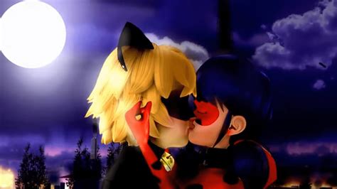 Ladybug Kissing Cat Noir Wallpapers - Wallpaper Cave