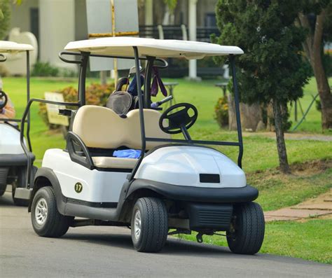 Gas Versus Electric Golf Carts, Which Is Better? (Complete Guide)