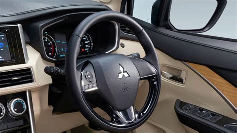 Mitsubishi Xpander Interior Preview - Mitsubishi Expander Oto Review ...