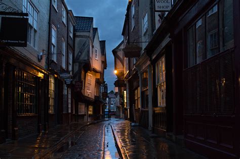 Shambles of York, United Kingdom [2048x1365] [OC] : r/CityPorn