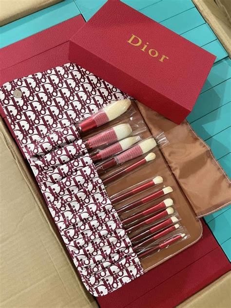 Dior Makeup brush set on Carousell