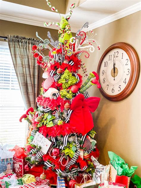 Grinch Christmas Tree (and Grinch Tree Topper) - Southern Crush at Home