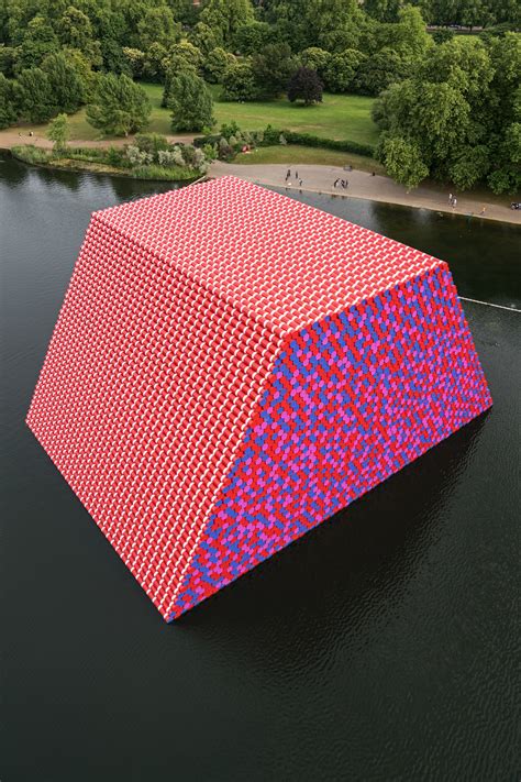 Christo Will Personally Pay to Deep-Clean London’s Serpentine Lake After His Mastaba Sculpture ...