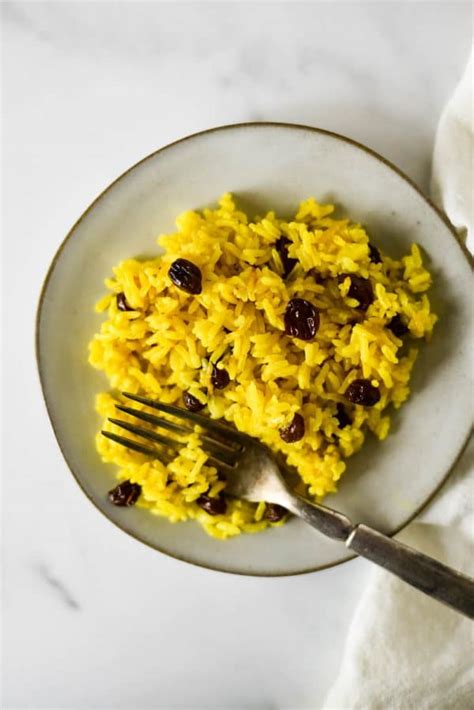 South African Yellow Rice with Raisins - The Gingered Whisk