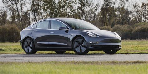 Tesla Model 3 Long Range specs, lap times, performance data - FastestLaps.com