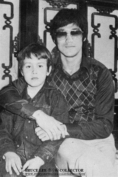 Bruce with Brandon - Bruce Lee Photo (27605524) - Fanpop