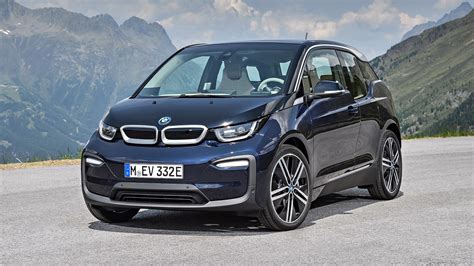 Revised BMW i3 electric car and sporty new i3s revealed | AutoTrader