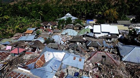 Deta Amalia: Teks Eksplanasi Gempa Bumi di Lombok