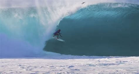 The Queen of Pipe, Moana Jones Wong - SurfGirl Magazine