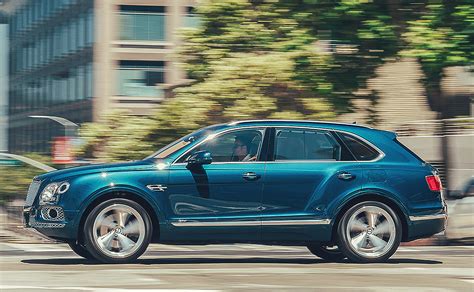 2020 Bentley Bentayga Hybrid reviews | Automotive News