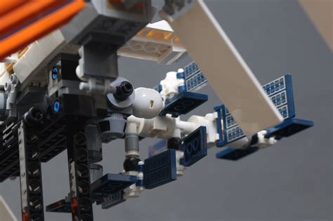 LEGO IDEAS 21321 International Space Station review