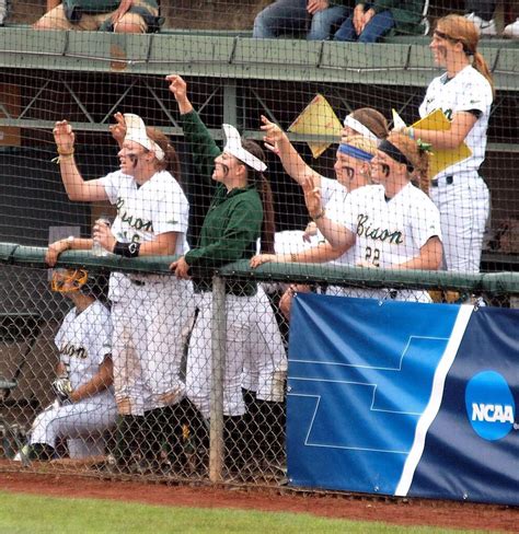 NDSU Athletics on Twitter: "Get Up, Bison Nation! It's Game Day! #24 NDSU vs #2 Oregon - NCAA ...