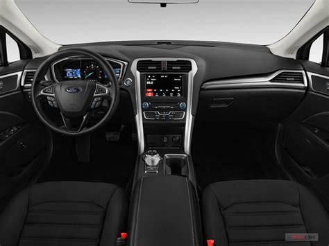 2018 Ford Fusion Hybrid Interior | U.S. News & World Report