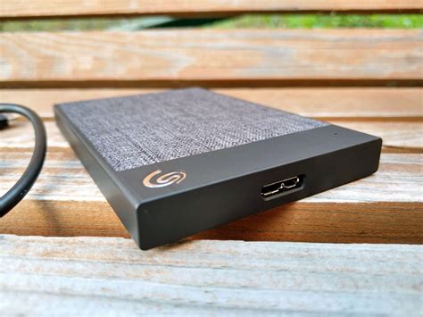 Обзор портативного жёсткого диска Seagate Backup Plus Ultra Touch 2 Tb