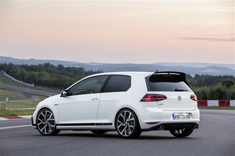 New VW Golf GTI Clubsport Arrives In The UK Just In Time For The 40th ...