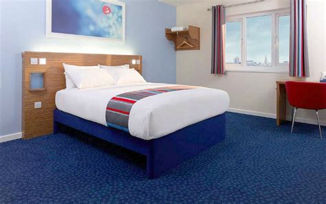 Travelodge Liverpool Street, London | Book on TravelStay.com