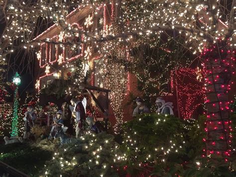 Dyker Heights Brooklyn - Christmas Lights on Steroids - Two Traveling Texans