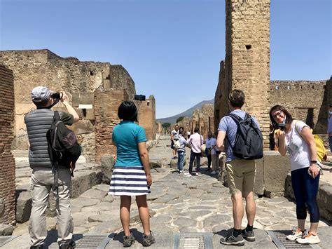 Pompeii and Herculaneum full day guided tour 6 hours - Tour Guide Pompei