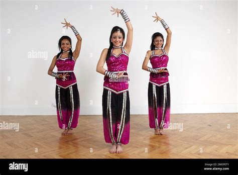 Teenage girls performing Bollywood dance moves (formation Stock Photo - Alamy