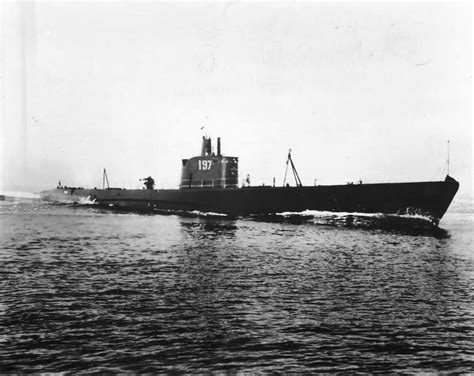 Sargo class submarine USS Seawolf SS-197 August 1942 | World War Photos