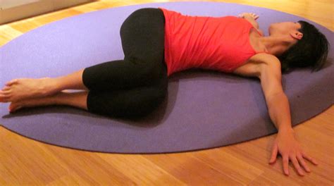 Supine Spinal Twist (Supta Matsyendrasana) Yoga Pose