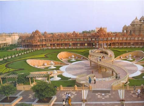 Hindu Resources: Akshardham Temple Delhi in Pictures