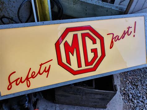 M.G. Garage Lightbox - Sold - Vintage Automobilia