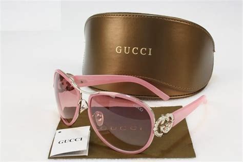 Pink GUCCI Sunglasses @a | Fashion eye glasses, Sunglasses, Ray ban ...