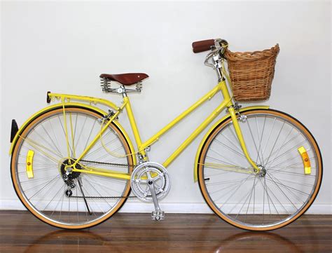 yellow beauty | Carros e caminhões, Bicicleta urbana, Bicicleta feminina