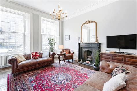 9 Edinburgh Airbnb Vacation Rentals in Old City, New City, and Circus Lane