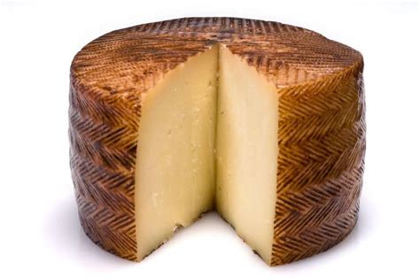 Can You Eat the Rind of Manchego Cheese? Is Manchego Rind Edible? - KitchenBun.com