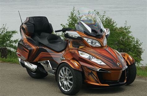 That paint tho! | Can am spyder, Can am, Trike motorcycle