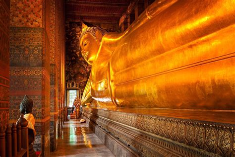 Bangkok's Reclining Buddha (Wat Pho) Self-Guided Walking Tour